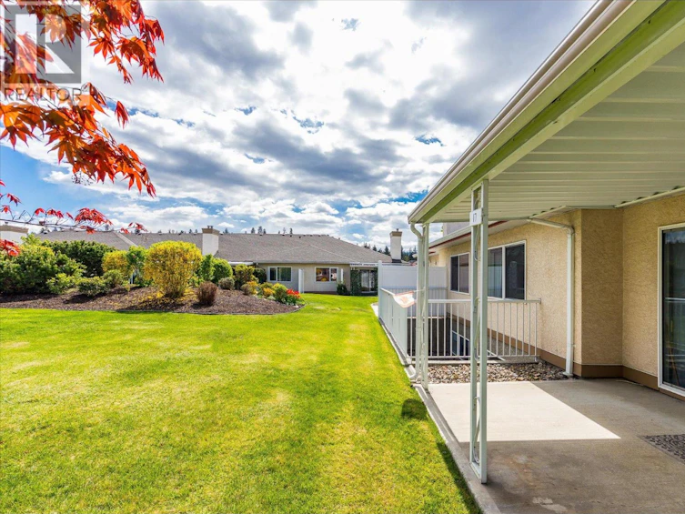 17-1874 Parkview Crescent, Kelowna, BC, V1X 7G6 - 2