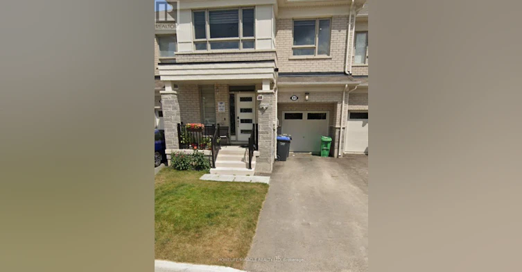 11 Circus Crescent, Brampton, ON, L7A 5E3