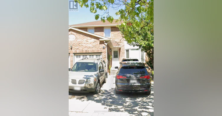 532 B Lightfoot Place, Pickering, ON, L1V 5Z7