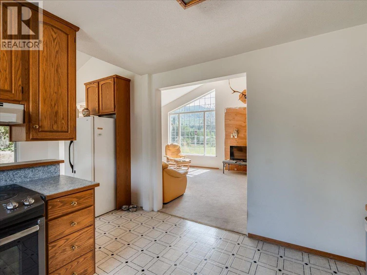 786 Prairie Road, Castlegar, BC, V1N 4K6 - 21