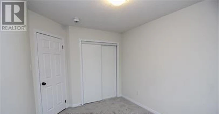 7678 Buckeye Crescent, Niagara Falls, ON, L2H 0P2 - 11