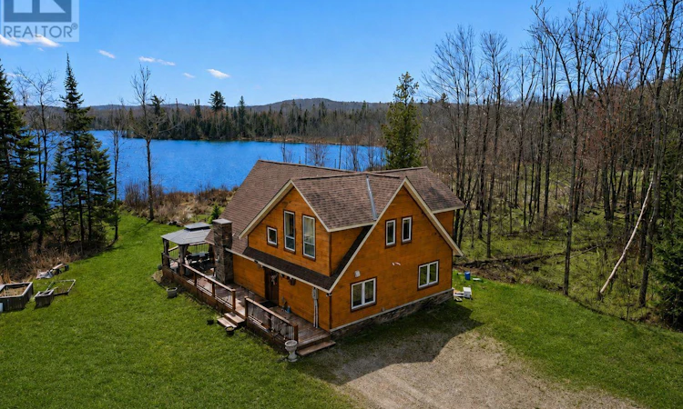 1367 Pickerel And Jack Lake Road