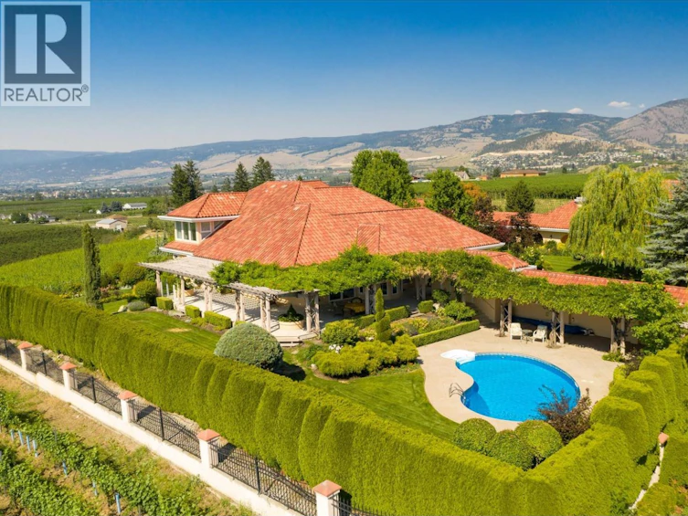 3240 Pooley Road, Kelowna, BC, V1W 4G7 - 3