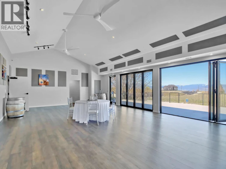 3240 Pooley Road, Kelowna, BC, V1W 4G7 - 51