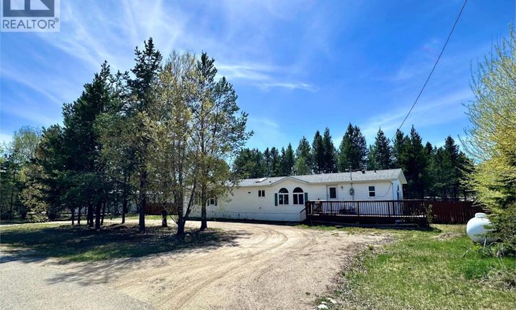 845 Beaven Crescent