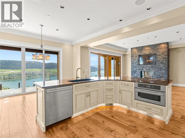 108 Vineyard Way, Vernon, BC, V1H 1Z7 - 15