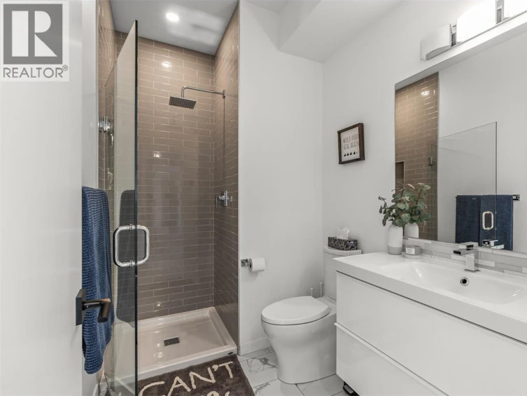 7938 Graystone Drive, Coldstream, BC, V1B 4A9 - 46