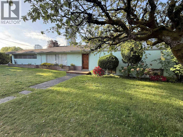 692 W 39th Avenue, Vancouver, BC, V5Z 2M3 - 13