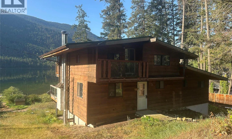 2236 Ojibway Road