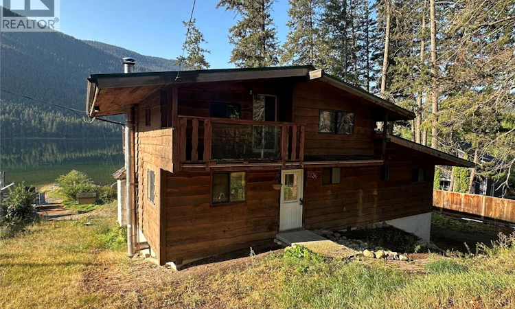 2236 Ojibway Road