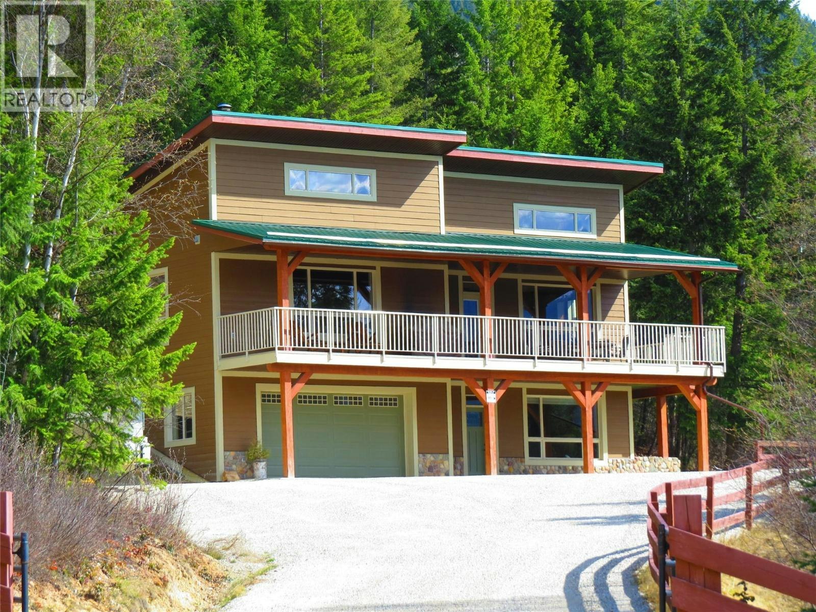 4905 Castledale View Estates Road Road, Golden, BC, V0A 1L0