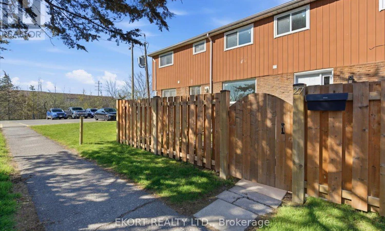 27-17 Tracey Park Drive