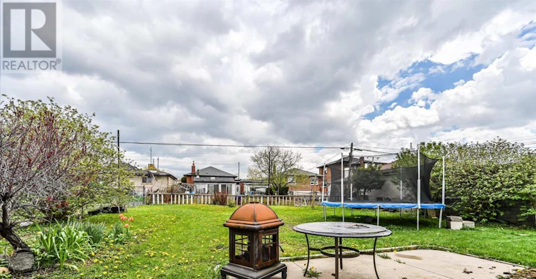 39 Jocada Road, Toronto, ON, M6L 2J4 - 22