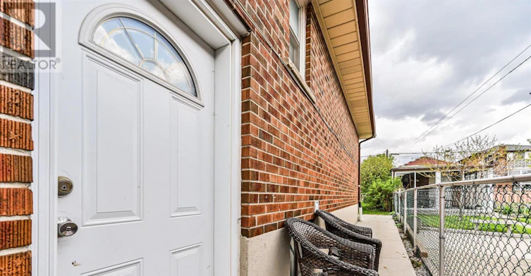 39 Jocada Road, Toronto, ON, M6L 2J4 - 21