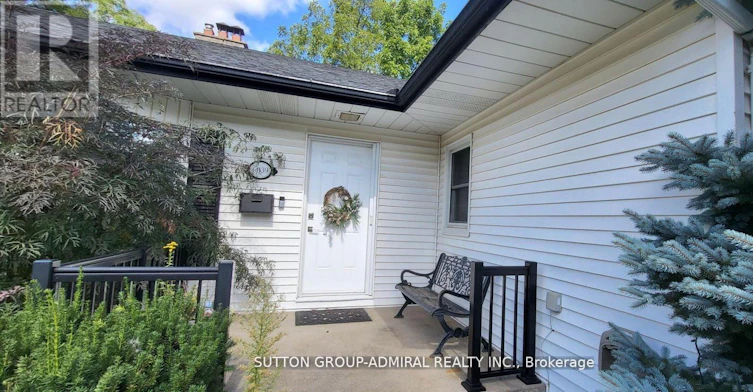 UPPER-6039 Althea Street, Niagara Falls, ON, L2E 5G4 - 2