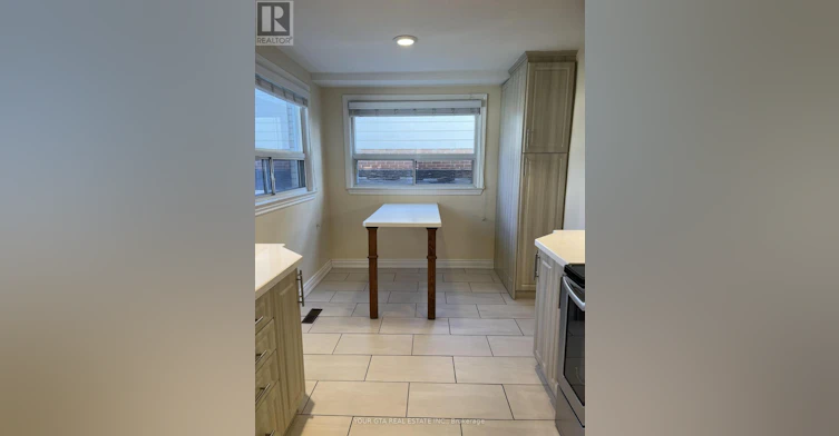 UPPER-1166 Mcbride Avenue, Mississauga, ON, L5C 1M8 - 16