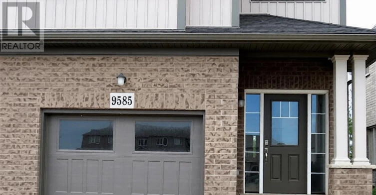 9585 Tallgrass Avenue, Niagara Falls, ON, L2G 0Y3 - 2