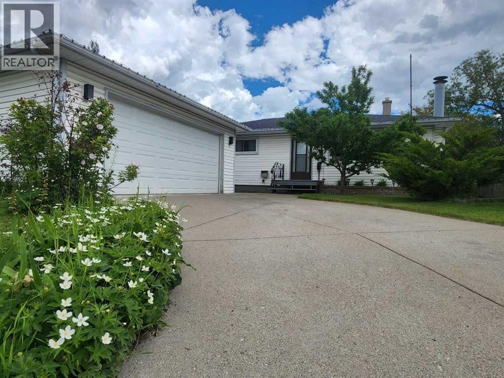 7304 5 Street SW, Calgary, AB, T2Y 1B1
