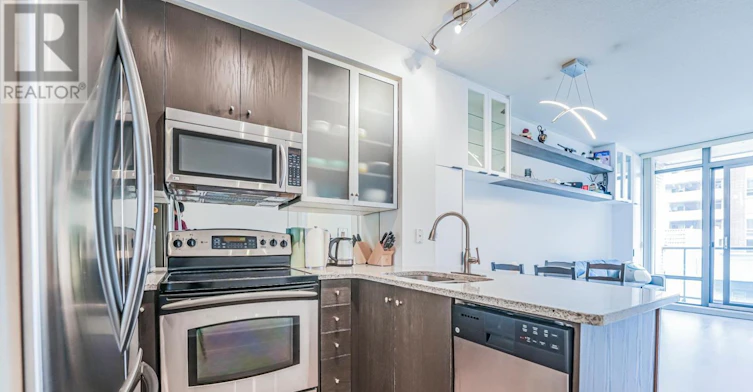 317-18 Yorkville Avenue, Toronto, ON, M4W 3Y8 - 17