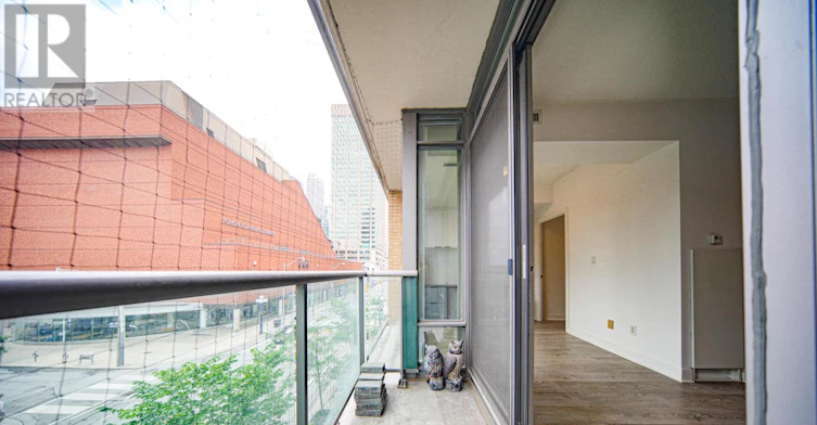 317-18 Yorkville Avenue, Toronto, ON, M4W 3Y8 - 12