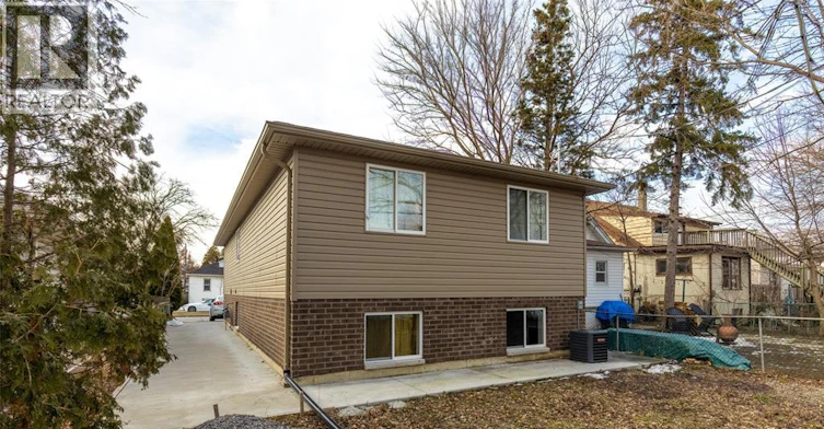 Lower-1044 Lena Avenue, Windsor, ON, N9C 3K4 - 14