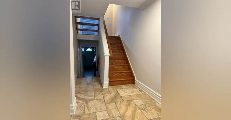 124 Wagon Trail Way, Toronto, ON, M2J 4V4 - 2