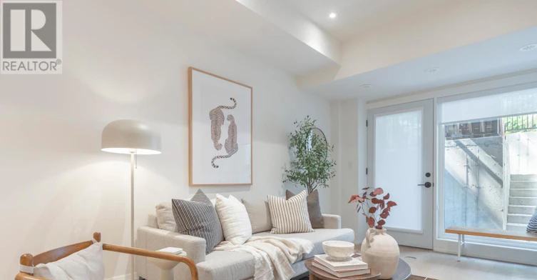 A-57 Harriet Street, Toronto, ON, M4L 2G1
