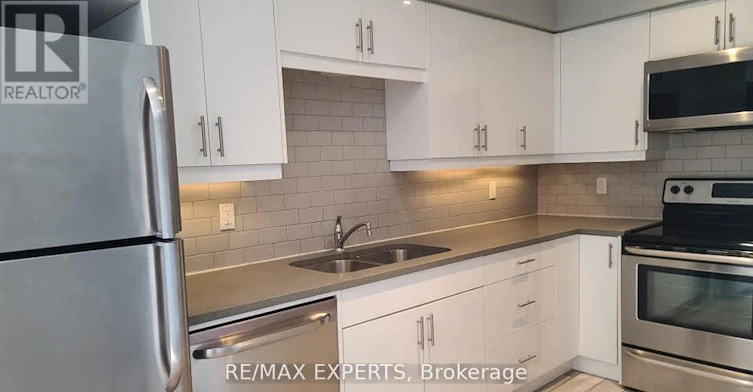 BASEMENT-2 Hyde Avenue, Toronto, ON, M6M 1J3 - 9