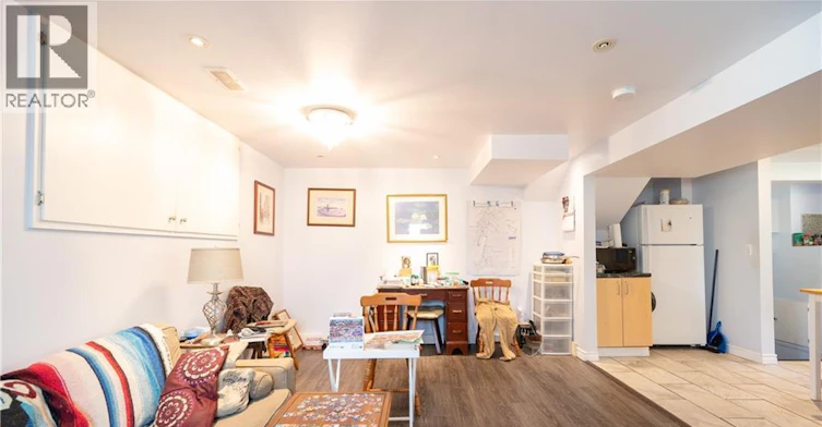 Lower-66 Belwood Crescent, Kitchener, ON, N2C 1Z3 - 13