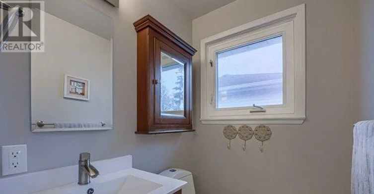 4 Derwent Avenue, Brampton, ON, L6W 1K2 - 11