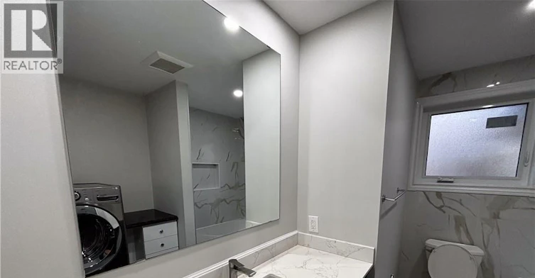 UPPER-15 Westchester Place, Kitchener, ON, N2B 3M6 - 19