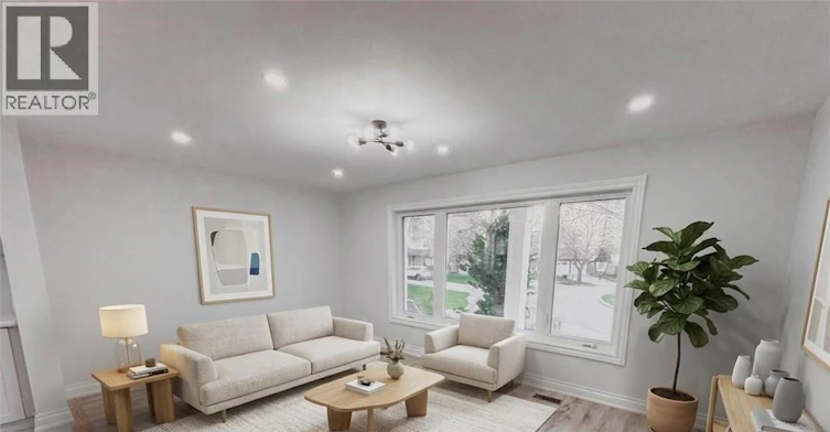 UPPER-15 Westchester Place, Kitchener, ON, N2B 3M6 - 4
