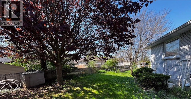 UPPER-15 Westchester Place, Kitchener, ON, N2B 3M6 - 28