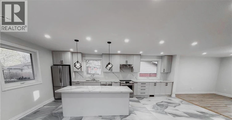 UPPER-15 Westchester Place, Kitchener, ON, N2B 3M6 - 10