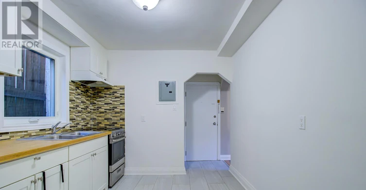 1-238 Glebemount Avenue, Toronto, ON, M4C 3V2 - 8
