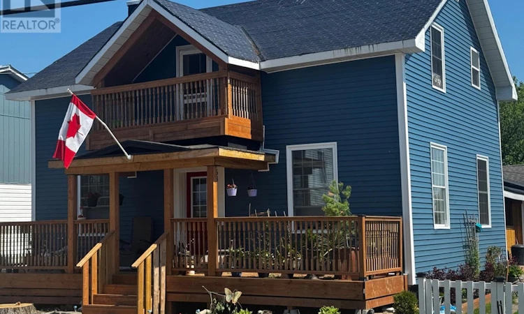58 Kenyon Street W