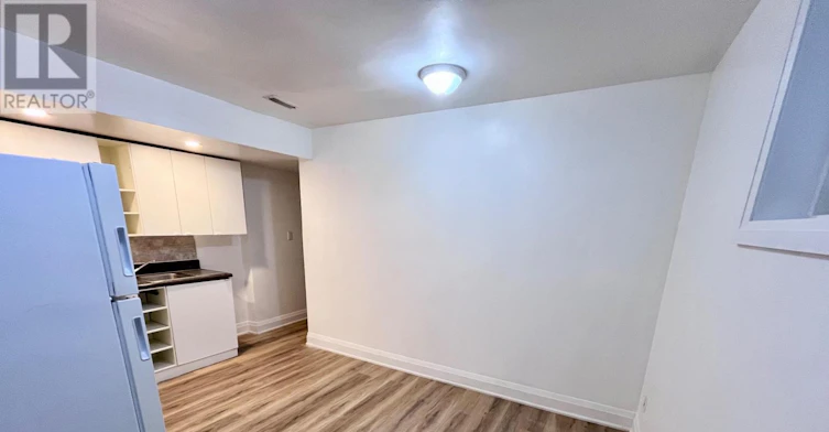 LOWER-564 Blackthorn Avenue, Toronto, ON, M6M 3C8 - 3
