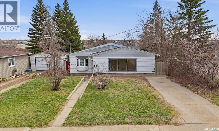 1065 Stadacona Street W