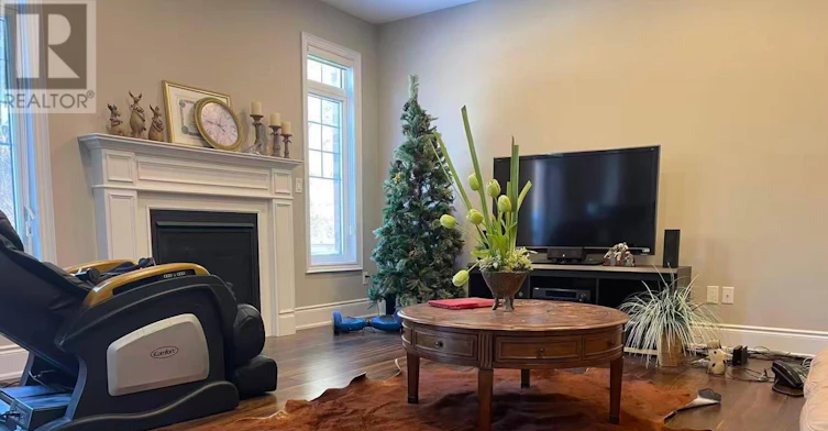 82 Warren Mcbride Crescent, Aurora, ON, L4G 0W4 - 3
