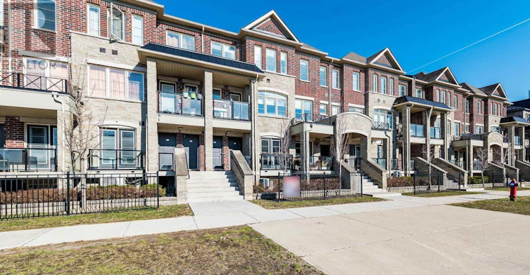 98-200 Veterans Drive, Brampton, ON, L7A 4S6 - 2
