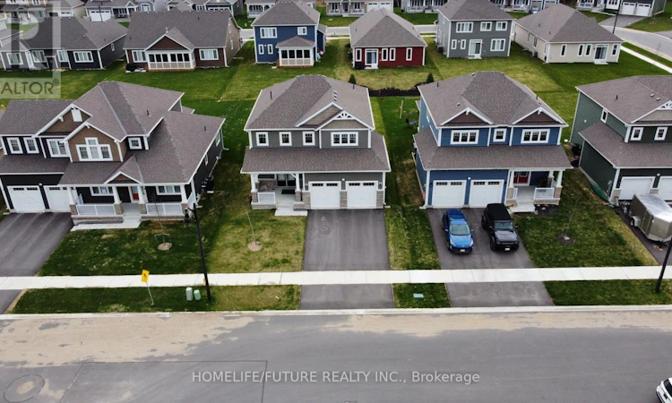 1 Dyer Crescent
