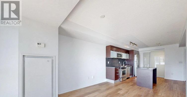2508-386 Yonge Street, Toronto, ON, M5B 0A5 - 4