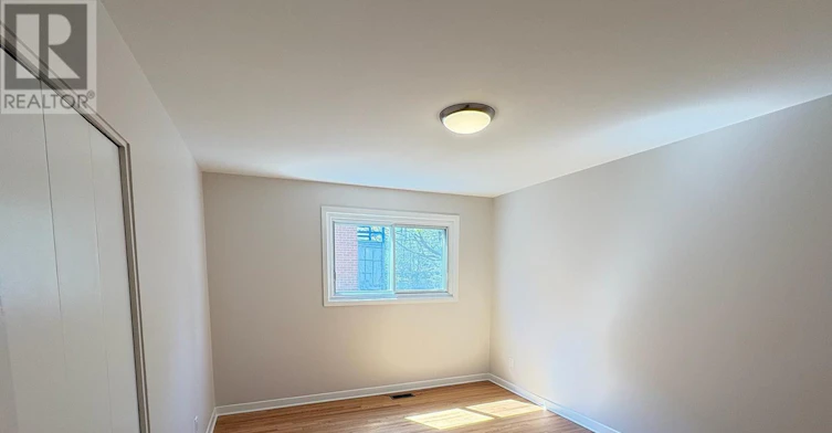 1-816 Dundee Avenue, Ottawa, ON, K2B 5S9 - 8