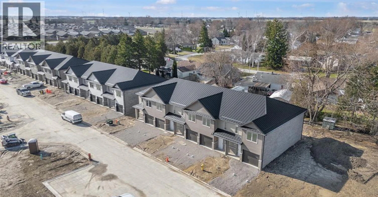 40 Magnolia Lane, Barrie, ON, N7M 0W7 - 45