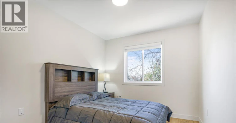 40 Magnolia Lane, Barrie, ON, N7M 0W7 - 40