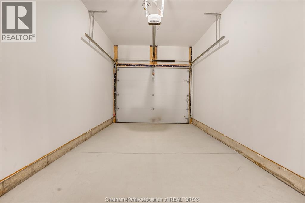 32 Magnolia Lane, Barrie, ON, N7M 0W7 - 35