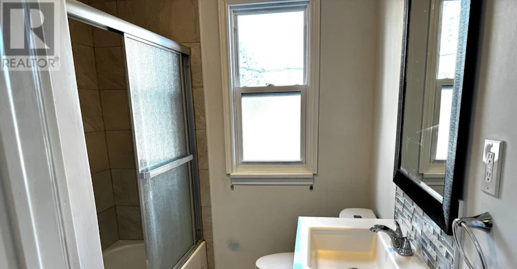 UPPER-844A Danforth Road, Toronto, ON, M1K 1H5 - 7