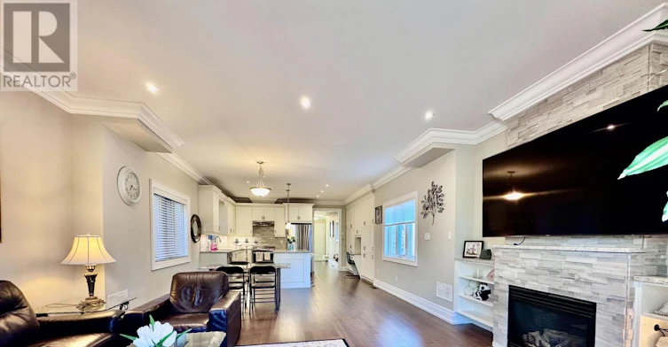 1033 Shaw Drive, Mississauga, ON, L5G 3Z3 - 5