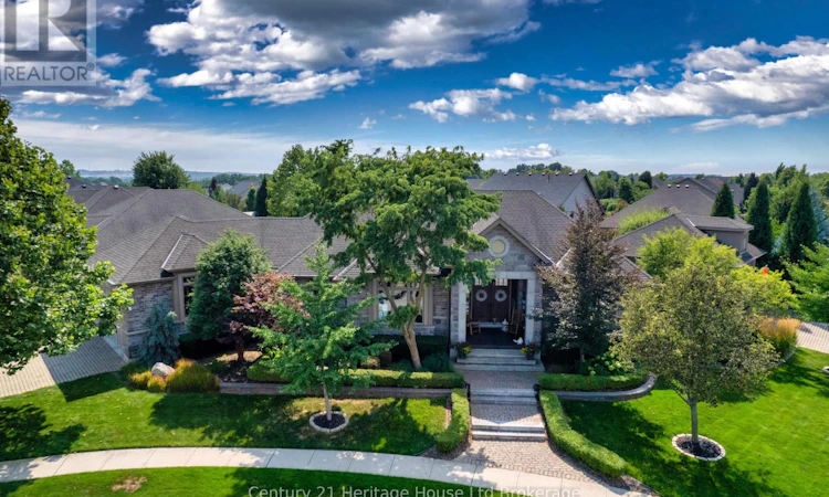 563 Lakeview Drive