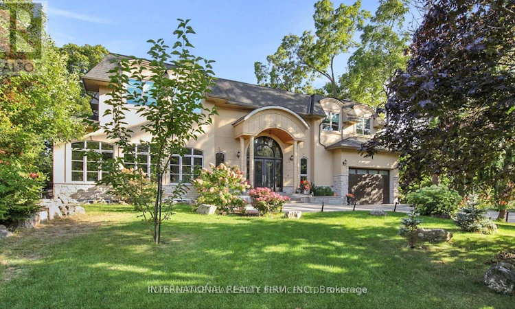 1286 Cambridge Drive